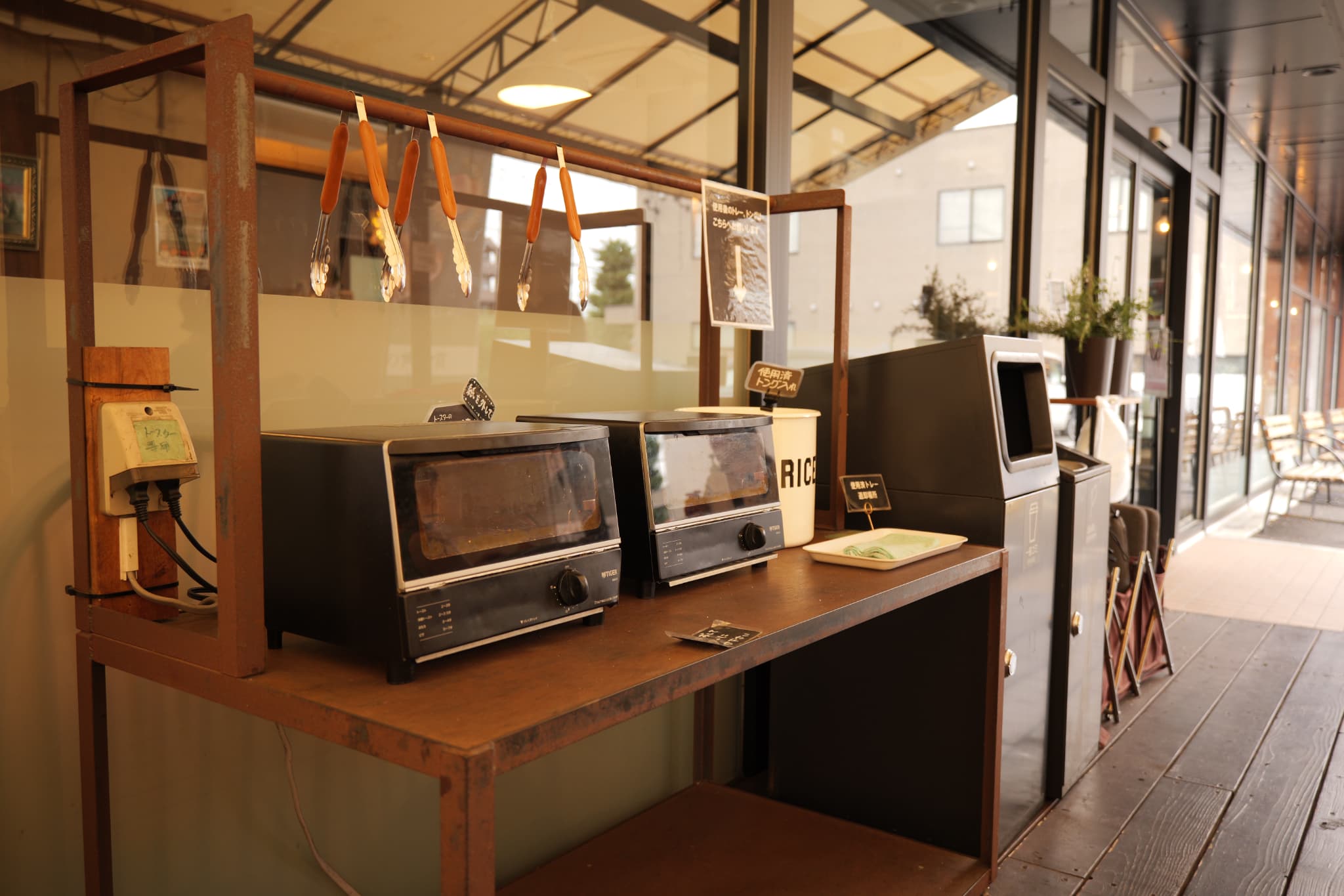 OPENGATE BAKERY 店舗